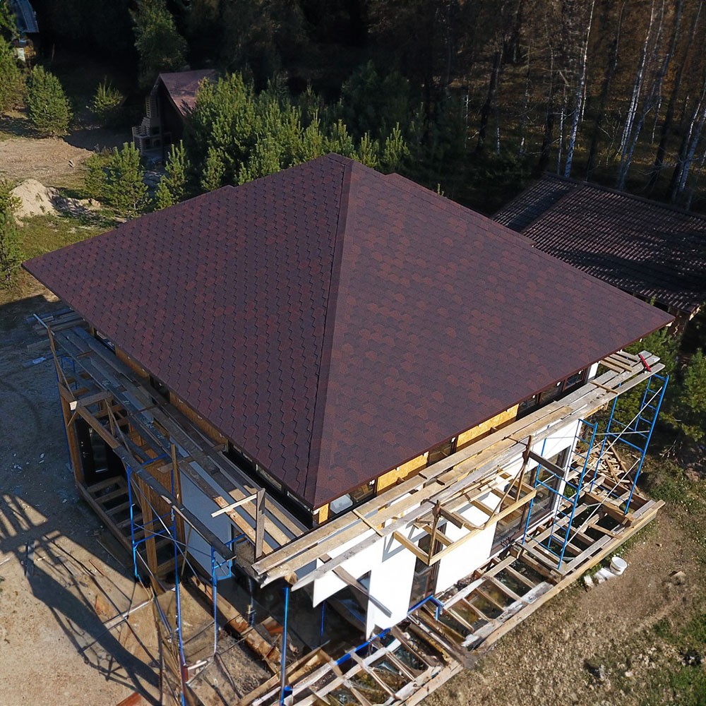 Шатровая крыша в Волчанске и Свердловской области